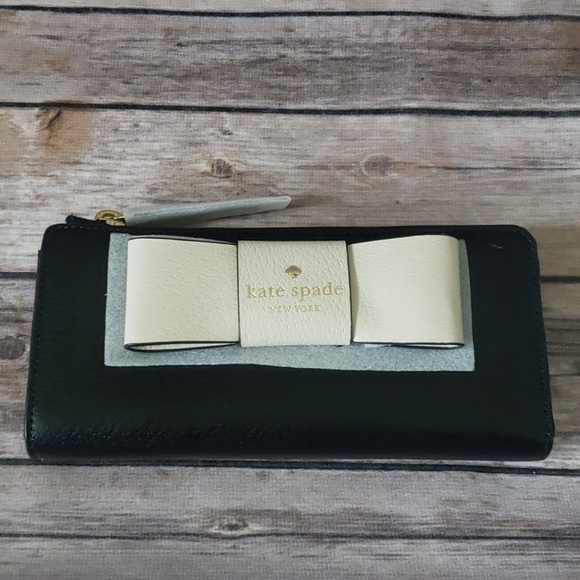 kate spade Matthews Street Nisha black wallet NWT - Picture 1 of 8